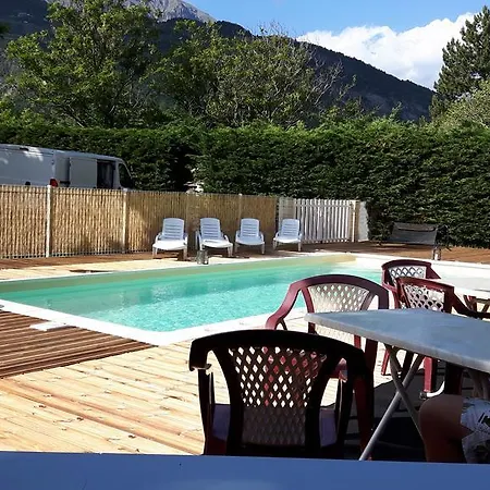 New Rabioux Kamp alanı Chateauroux-les-Alpes